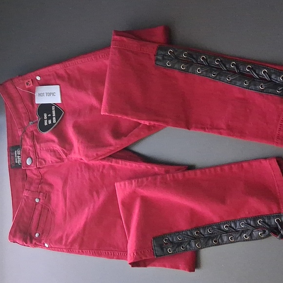 Red Joan Jett Tripp pants Goth Punk Steampunk New - Picture 3 of 6